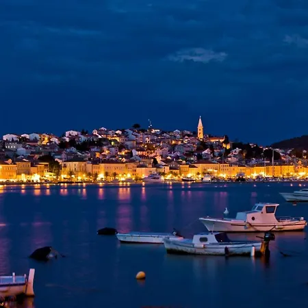 Apartment Apartments Mali Losinj