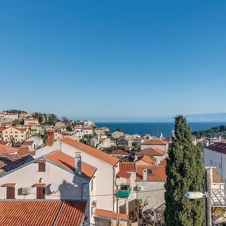Apartment Apartments Mali Losinj