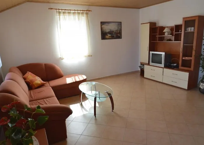 Apartments Mali Losinj 木洛希尼